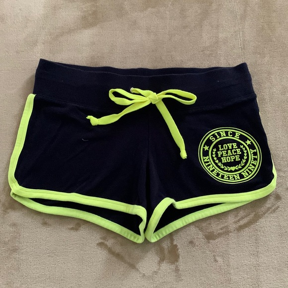 Zenana Outfitters Pants - Love Peace Hope by Zenana Drawstring Shorts • Size S